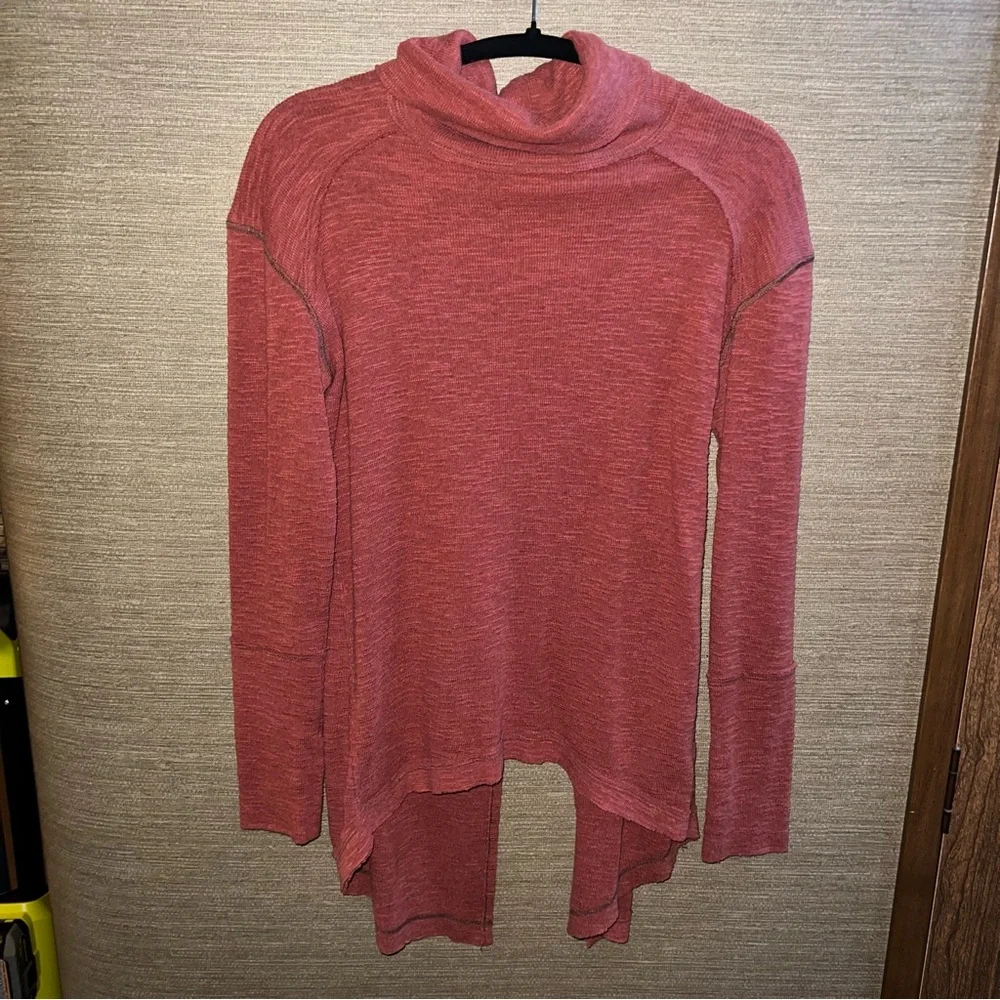Free People Split Back Dark Burnt Red Cowl Mock Neck Turtleneck Pullover XS